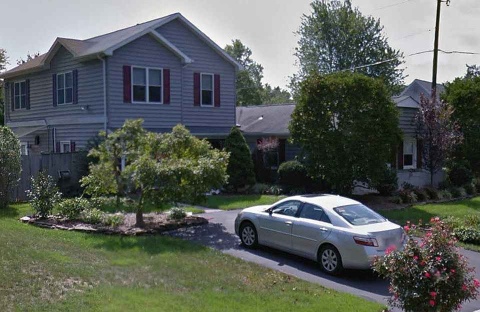 2nd image of 2505 Kittery Ln