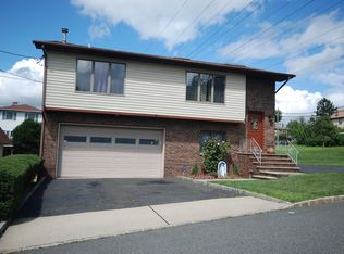 50 Mary St, Belleville, NJ 07109