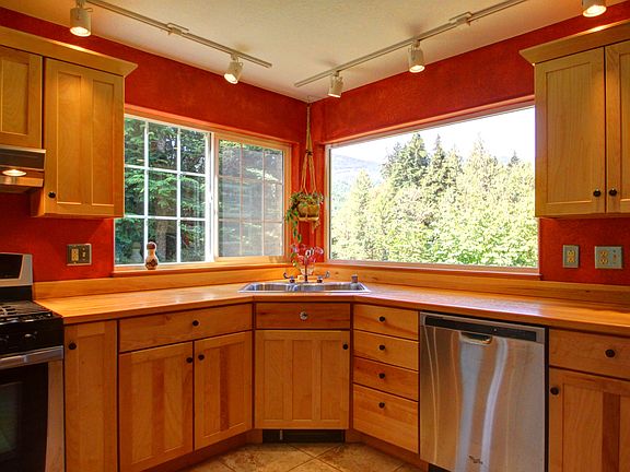 5th image of 11061 Whistler Ln