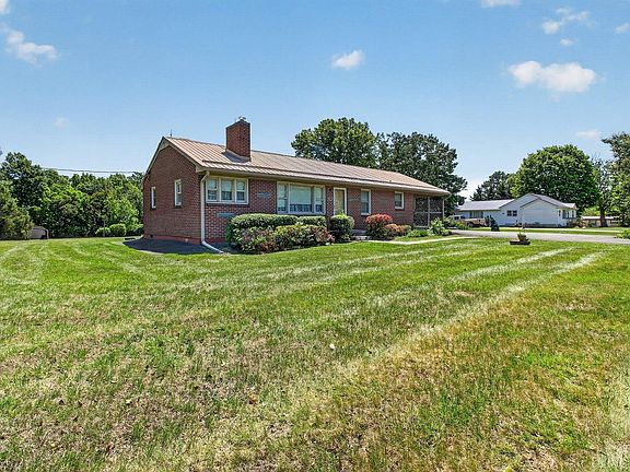 3rd image of 3191 Wards Rd