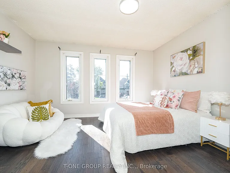 382 Elgin Mills Rd W — Photo 40