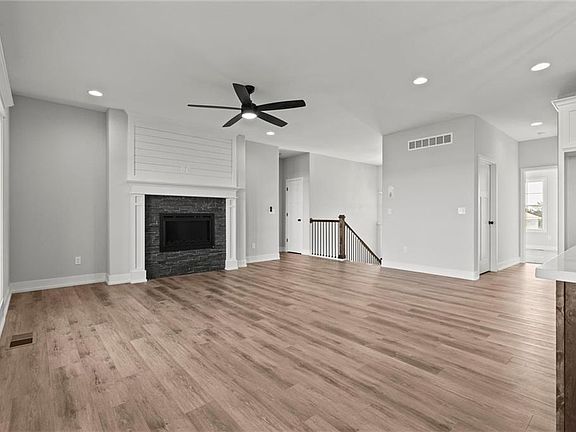 4th image of 2212 NW 94th St