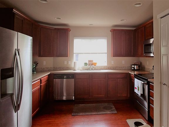 2nd image of 11461 Glacier Pl