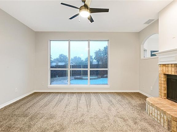 2nd image of 5116 Roundtree Ct