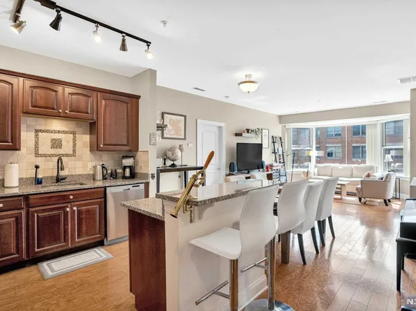 22 Ave At Port Imperial #405, West New York, NJ 07093