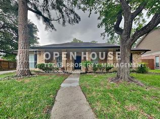 8103 Silent Cedars Dr, Houston, TX 77095
