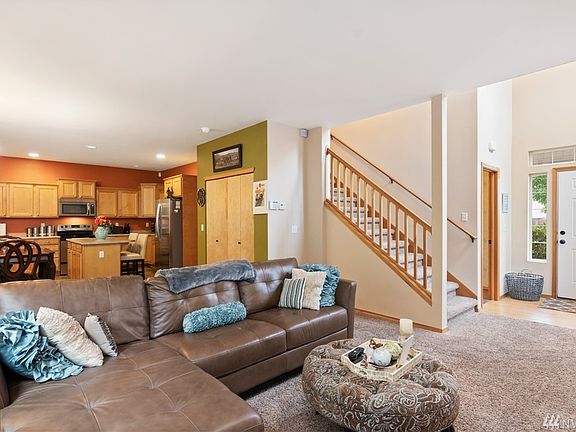 3rd image of 1213 SE Koda Cir