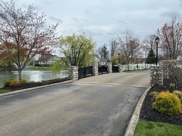 6230 Brickside Dr #25-623, New Albany, OH 43054