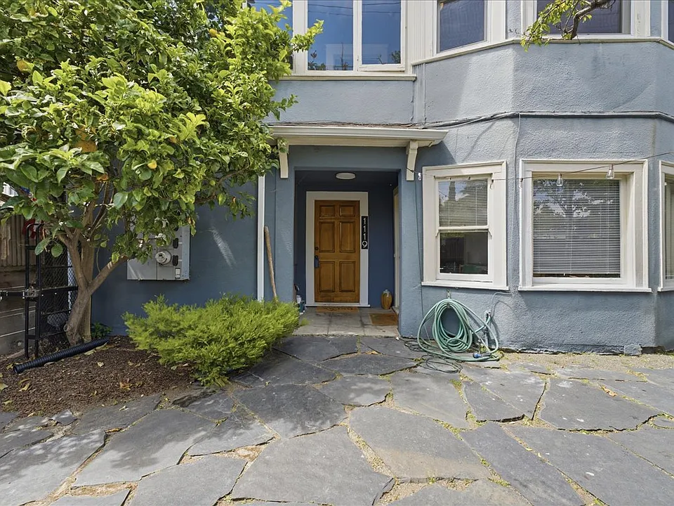 1119 Hearst Ave #1