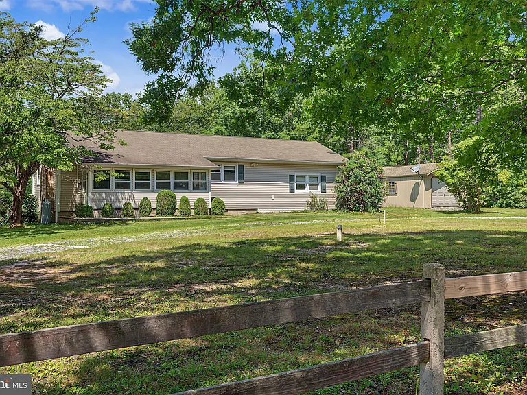 2315 English Creek Ave — Photo 26