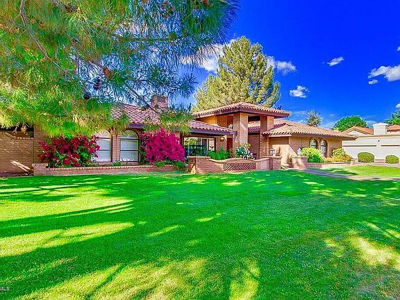2nd image of 1402 E Palomino Dr
