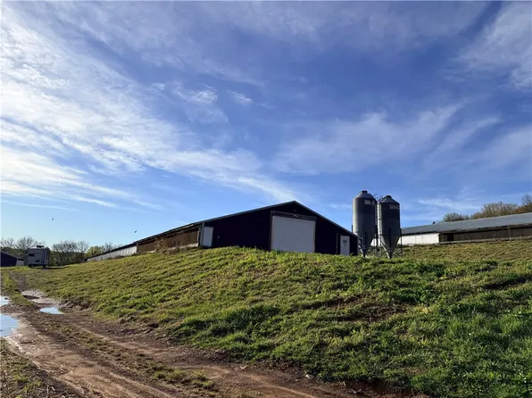 17756 McCord Rd, Fayetteville, AR 72701