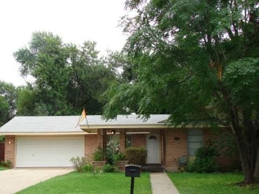 1st image of 2923 BRIARFIELD BLVD