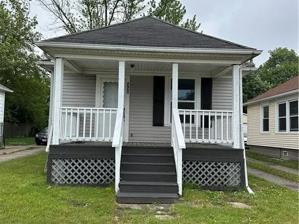 220 E 26th St, Lorain, OH 44055