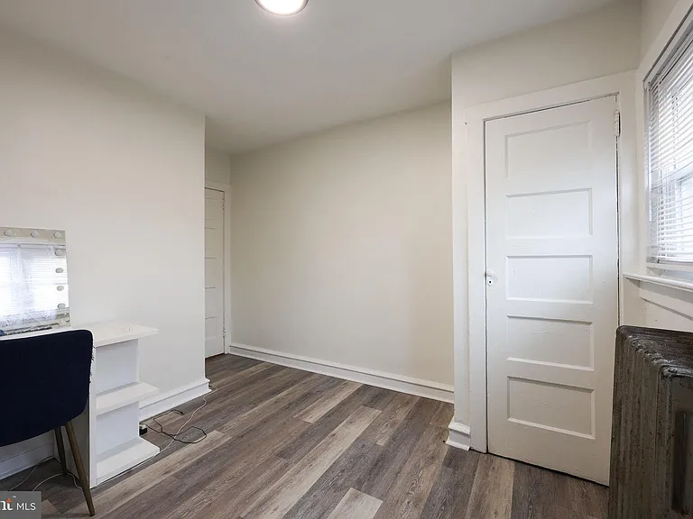 7710 Temple Rd — Photo 10