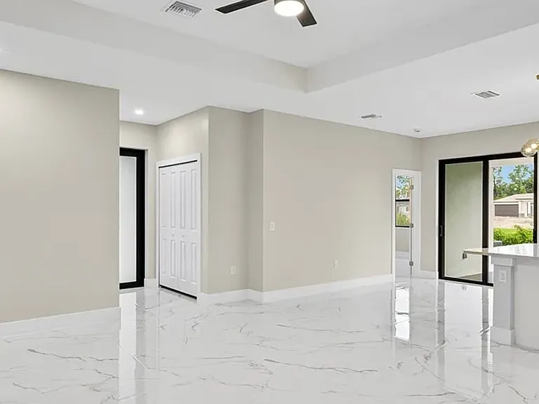 702 Hightower Ave S — Photo 8