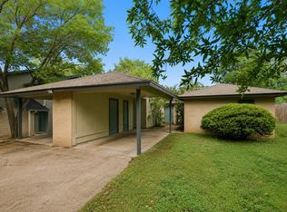 2412B Burleson Ct, Austin, TX 78741