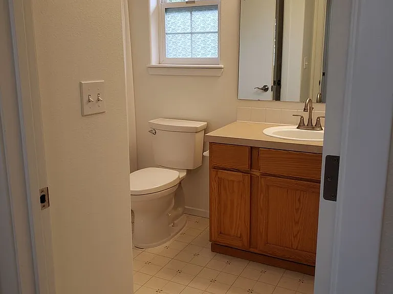 1320 Undine St — Photo 21