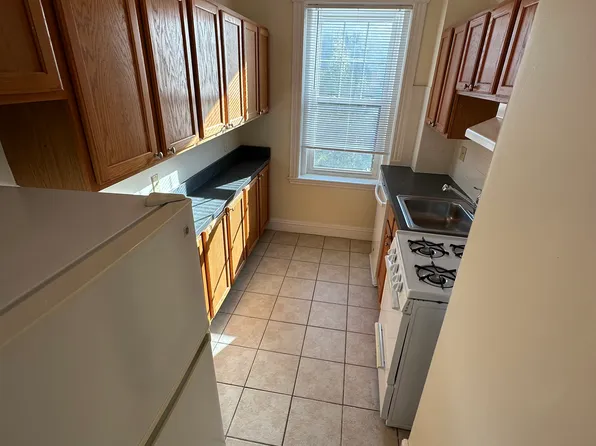 37R Wendell St, Cambridge, MA