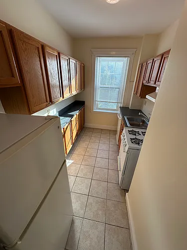 37R Wendell St #1 Photo 1