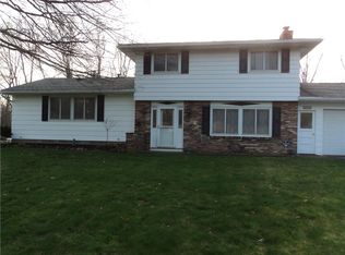 111 Bridgewood Dr, Rochester, NY 14612