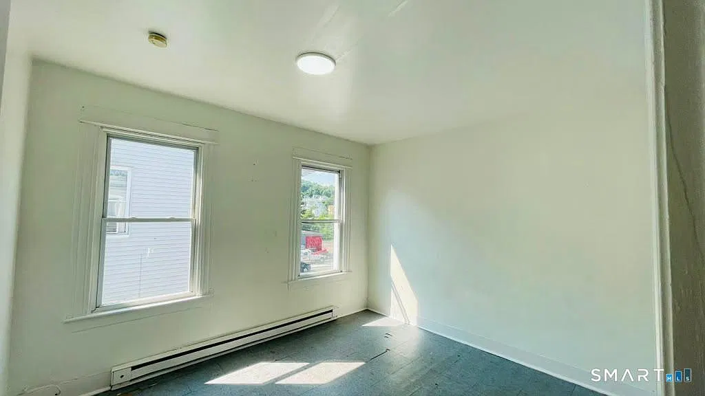 2 bed, 1.0 bath, 780 sqft, $1,400 — Photo 3