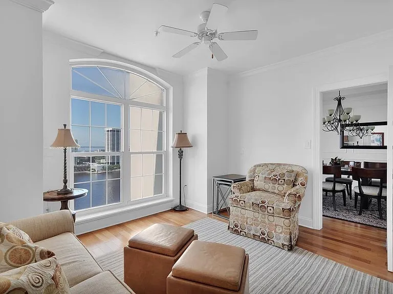 400 E Bay St #Penthouse 4 — Photo 20