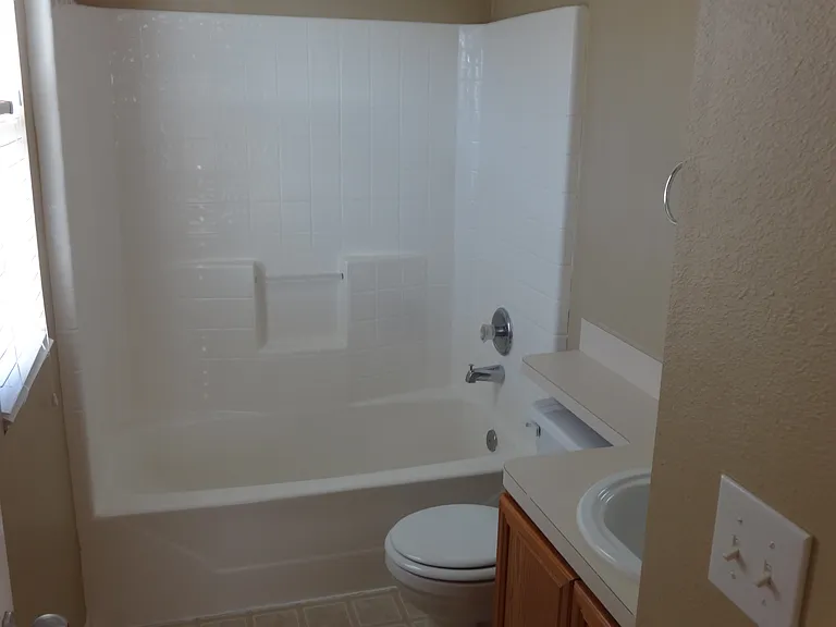 3443 Becker Glen St — Photo 6