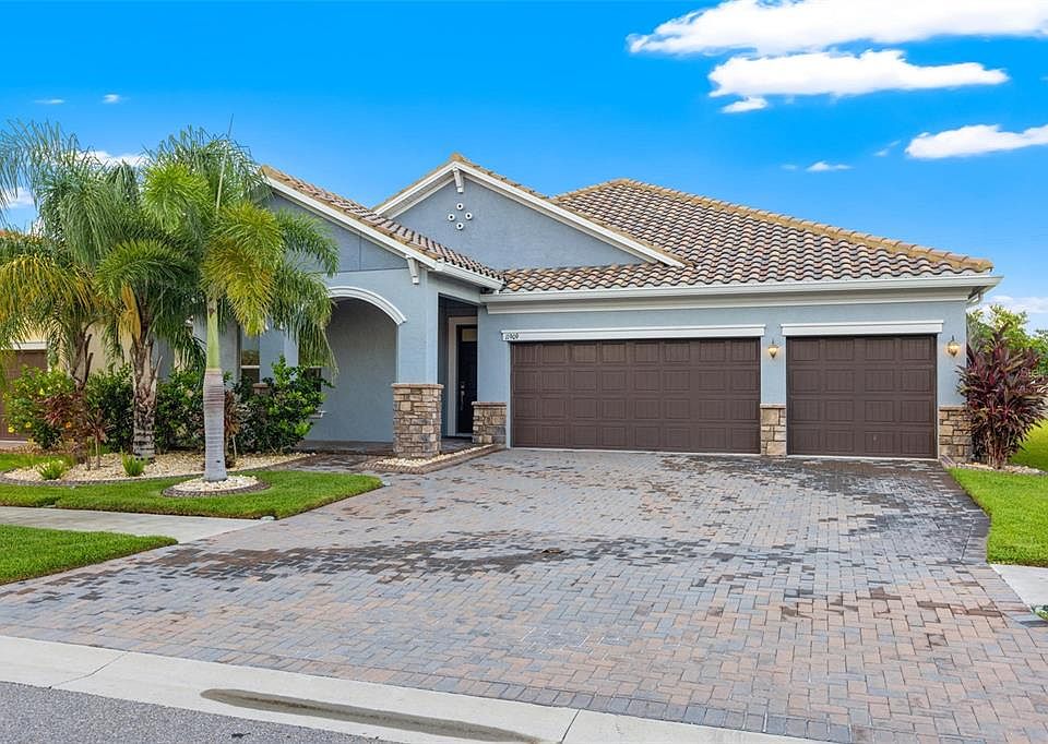 1st image of 11909 Cinnamon Fern Dr