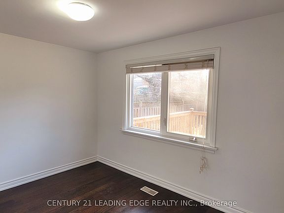 2nd image of 88 Canlish Rd