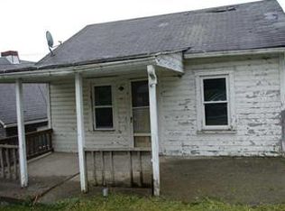 118 Fulton St, Washington, PA 15301