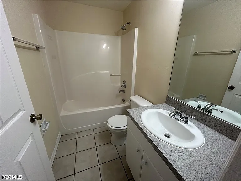 3010 Vernon Ave S — Photo 6