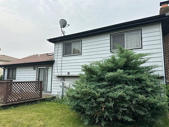 3rd image of 6102 White Birch Ln
