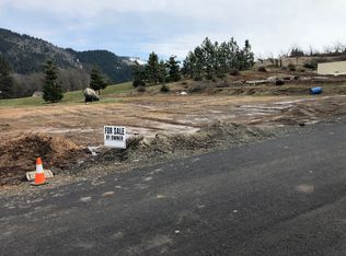 1257 Jake Ln, White Salmon, WA 98672