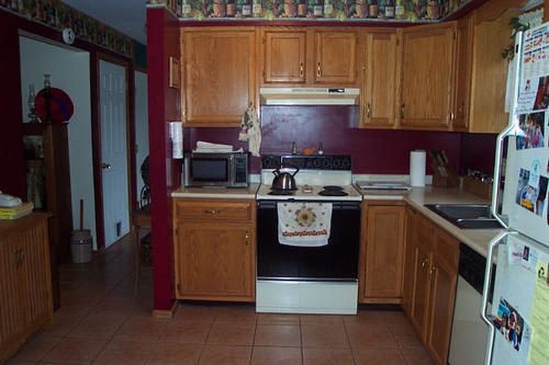 4th image of 19 TERREL Way