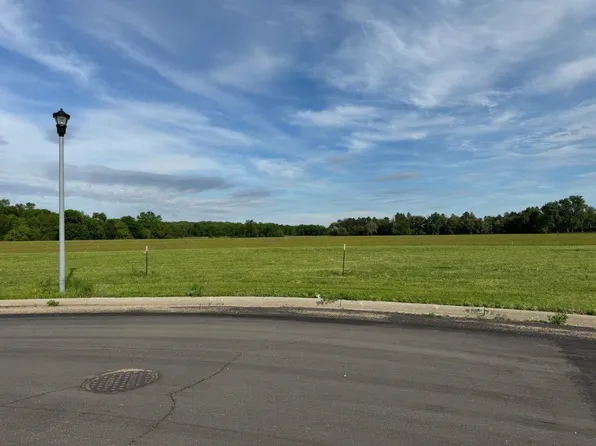 Riverwood Dr, Burlington, ND 58722