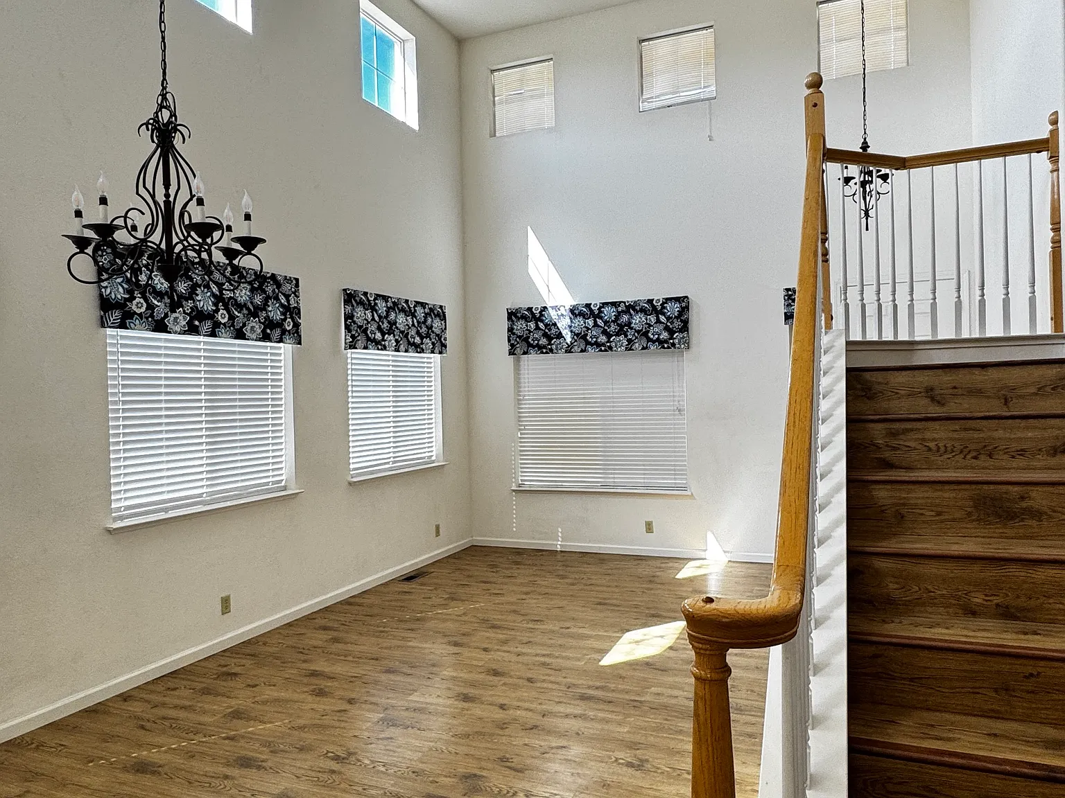 6730 Diamond Glen Dr — Photo 4