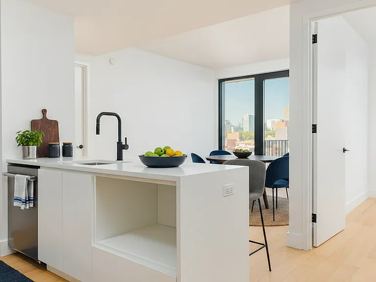 224 W 124th St #506 — Photo 4