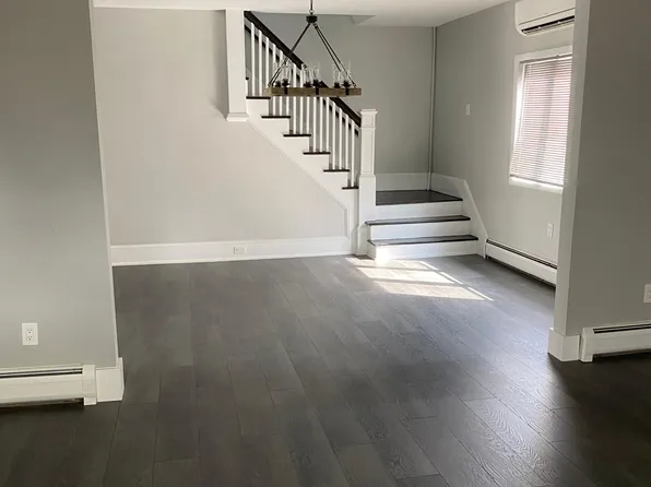 219 Harding St, Dupont, PA 18641