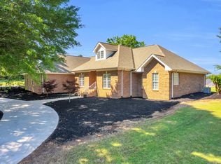 199 N Moore Rd, Simpsonville, SC 29680