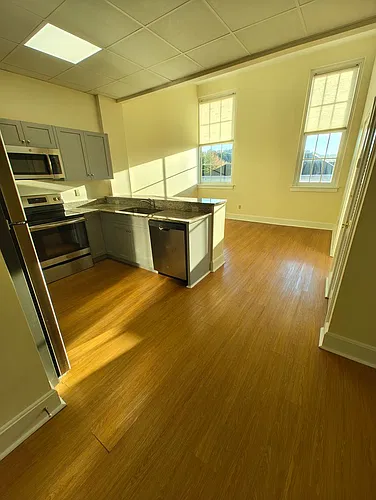 Floor plan B-302