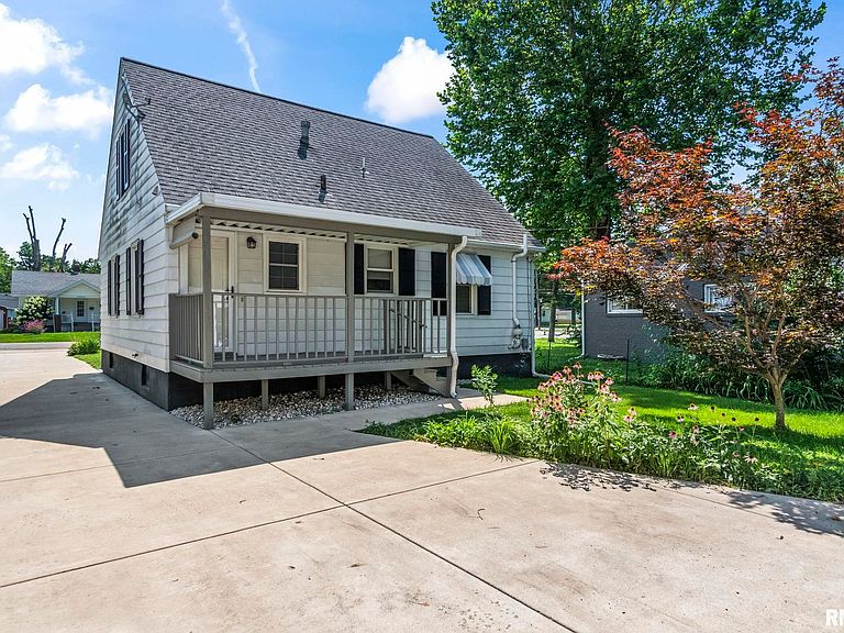 Listing photo 4