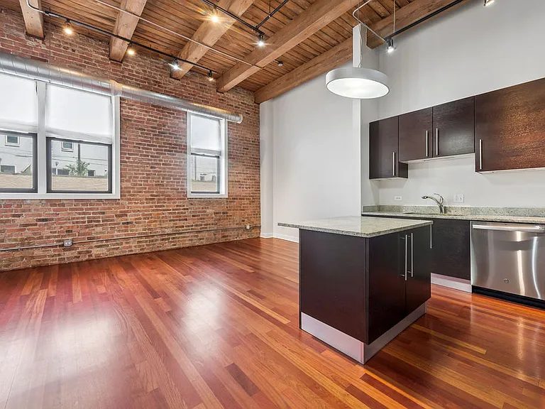 1050 W Hubbard St #1E — Photo 2