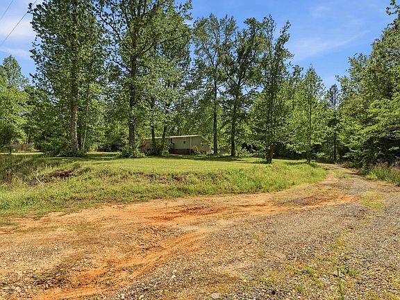 3rd image of 367 Country Estates Rd