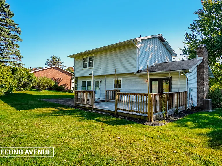 104 Amy Dr — Photo 21