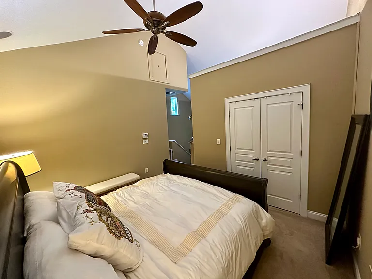 922 Garden District Dr — Photo 11