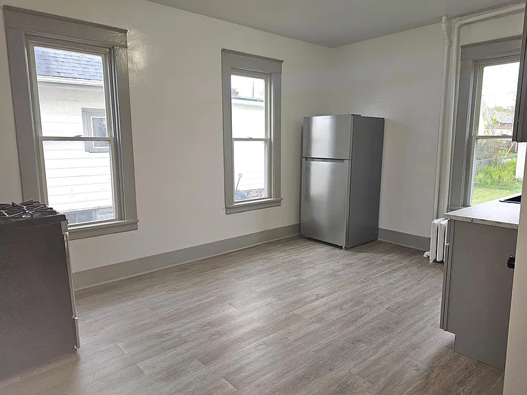 3912 Sheridan Rd #1 — Photo 4