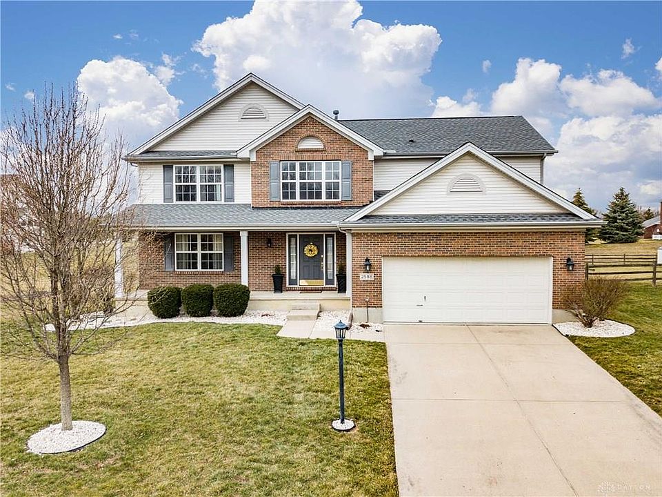 1st image of 2588 Hillsdale Dr
