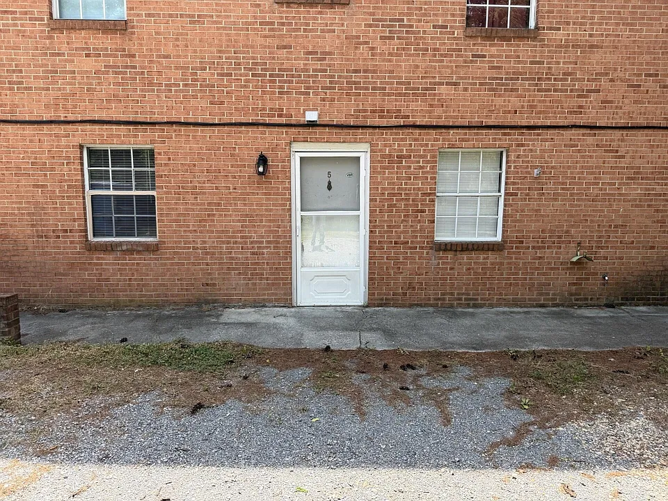 2132 Carvin St NE #5