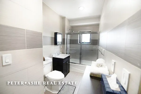 Rented by Peter Ashe | media 11